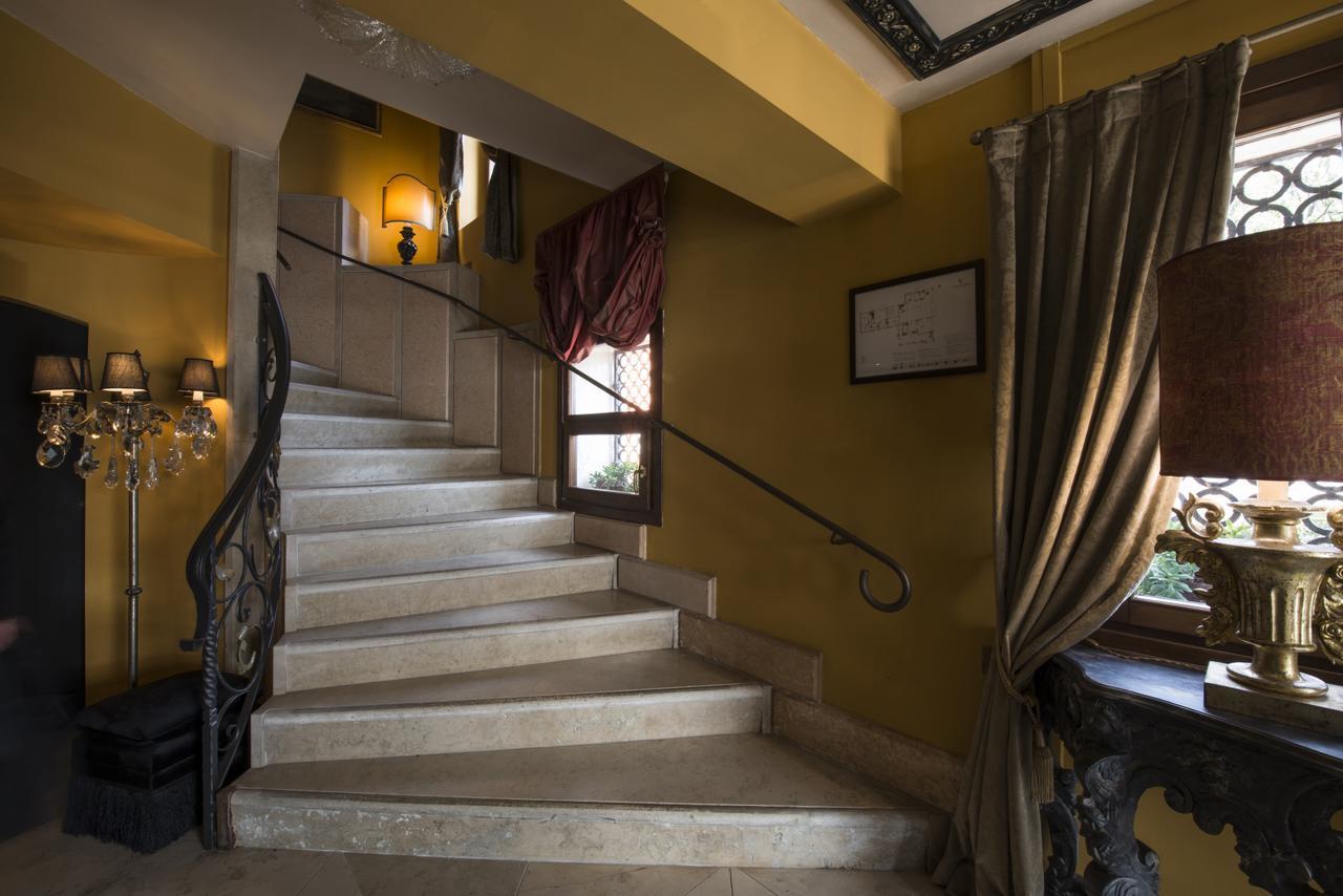 Hotel La Calcina Венеція Екстер'єр фото