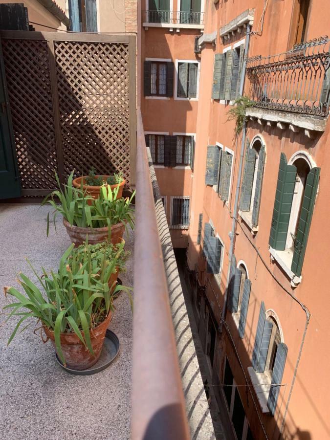 Hotel La Calcina Венеція Екстер'єр фото