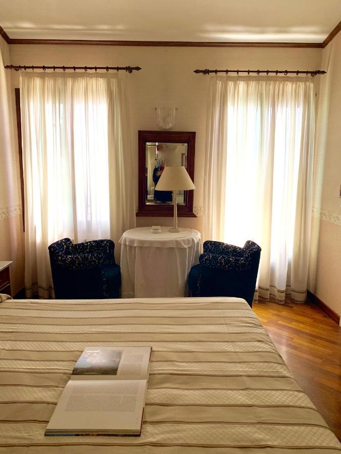 Hotel La Calcina Венеція Екстер'єр фото