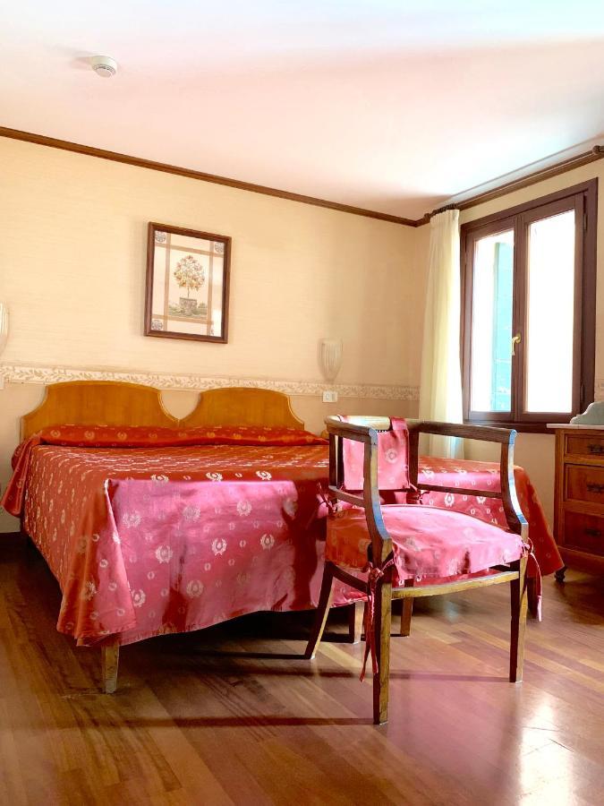 Hotel La Calcina Венеція Екстер'єр фото